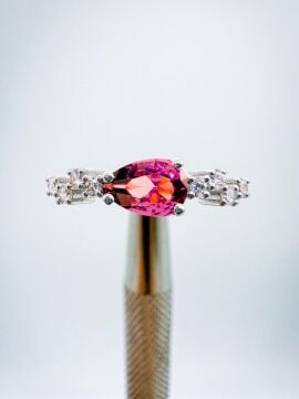 Pırlantalı Yakut Yüzük