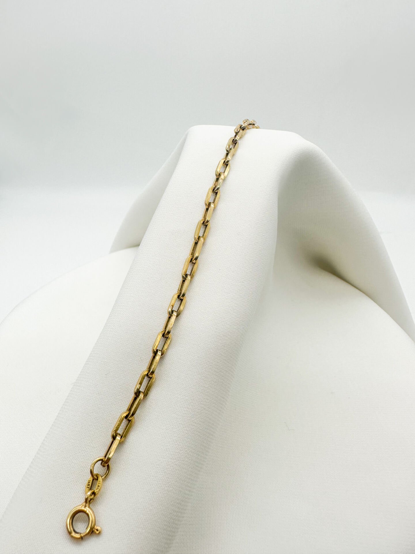 Altın Zincir Bileklik