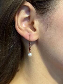 Garnet ve İncili Küpe