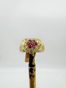 Pırlanta ve Yakutlu Yüzük