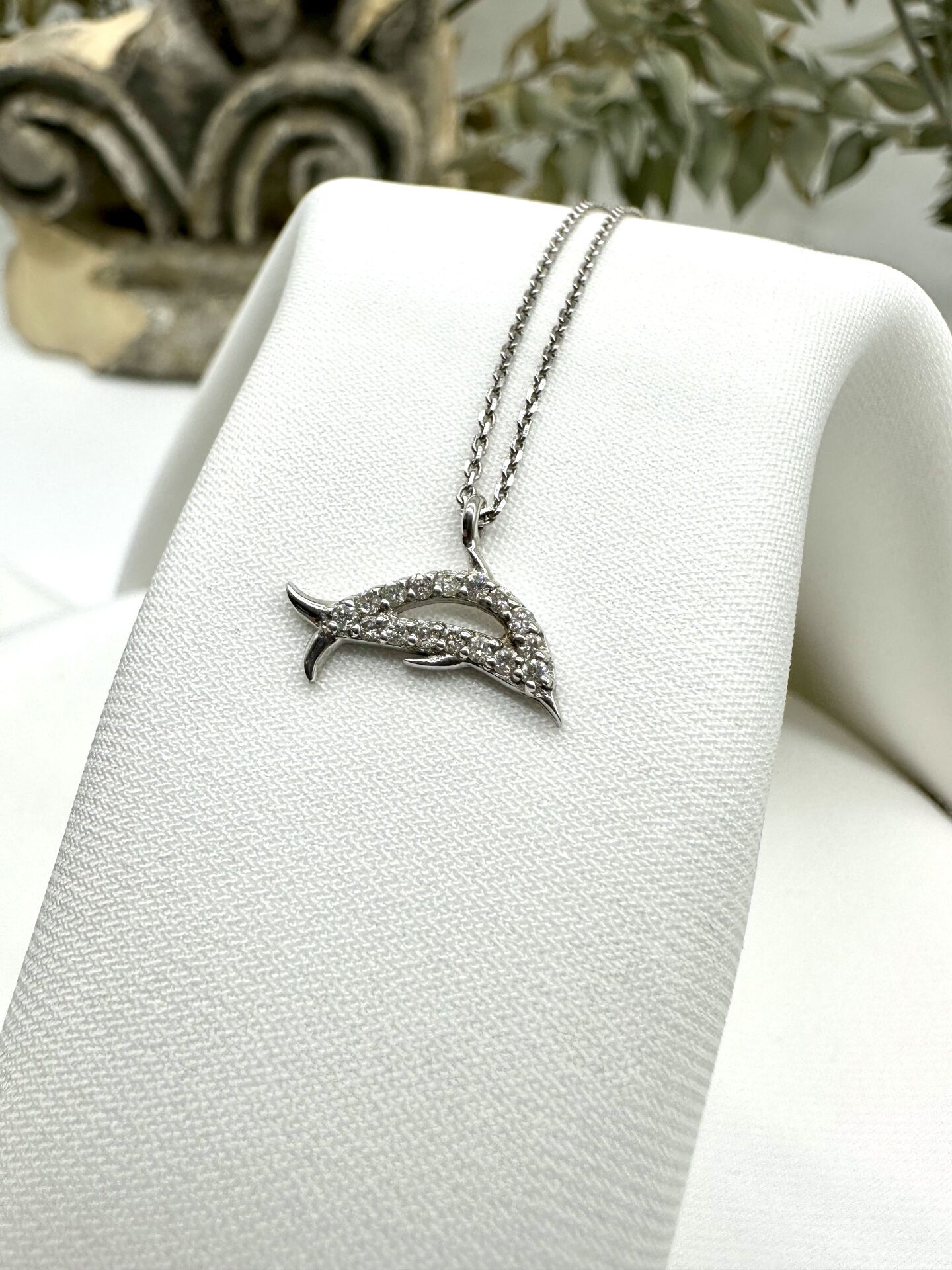 Dolphin Pırlantalı Kolye
