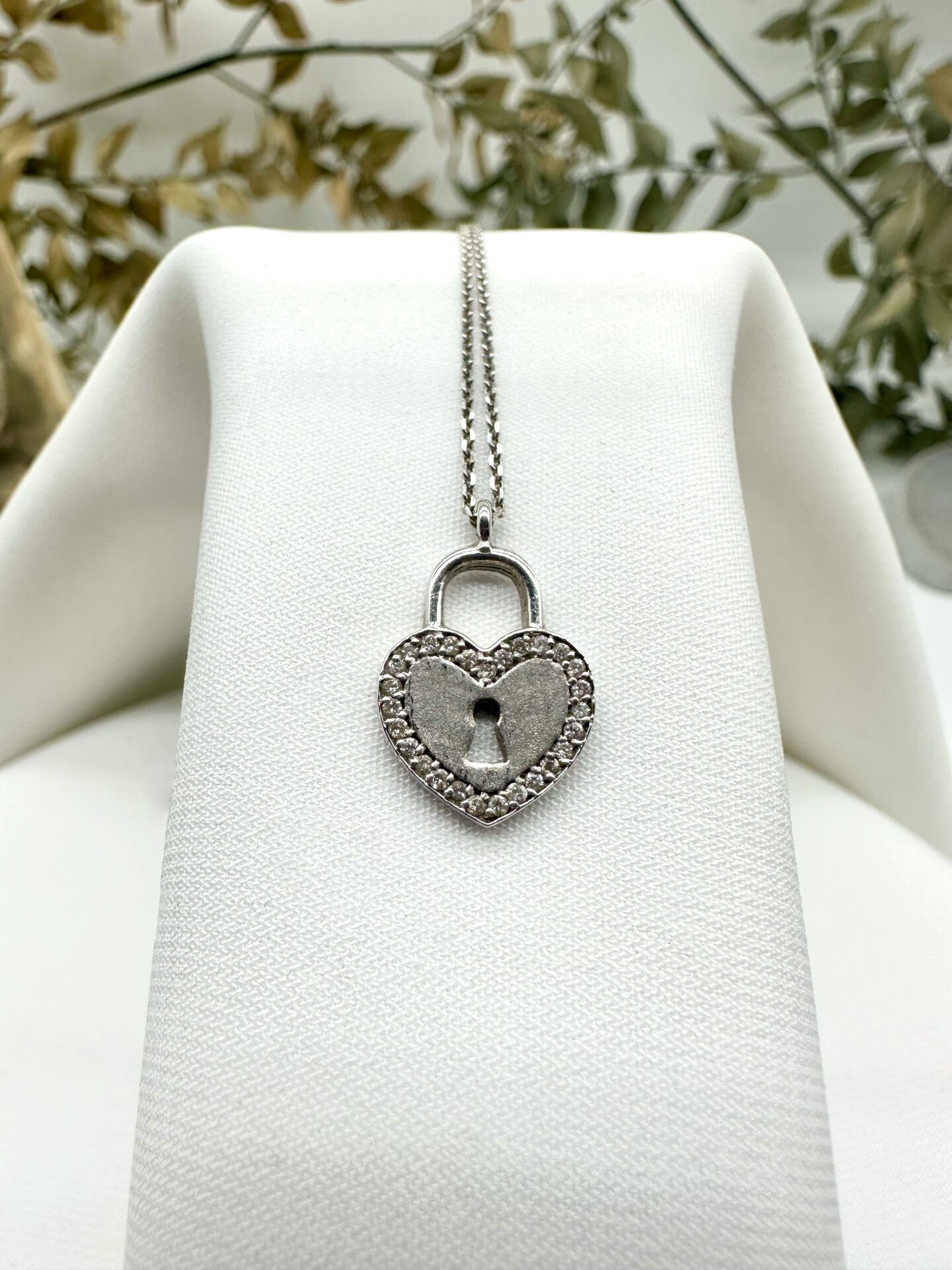 Locked Heart Pırlantalı Kolye