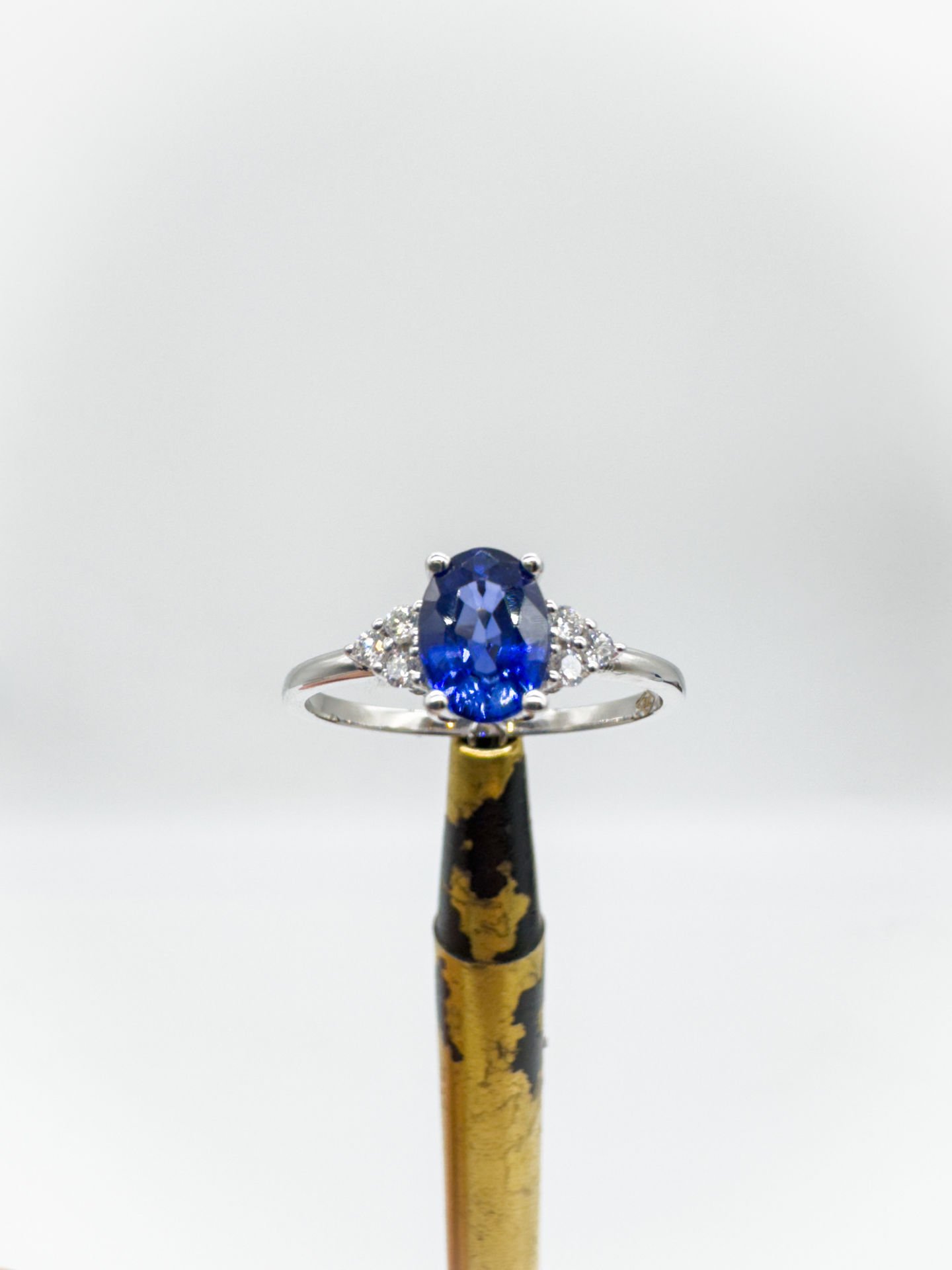 Pırlantalı Safir Yüzük