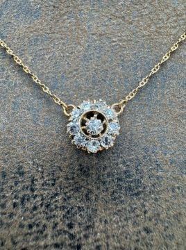 Clara Beyaz Safir Kolye