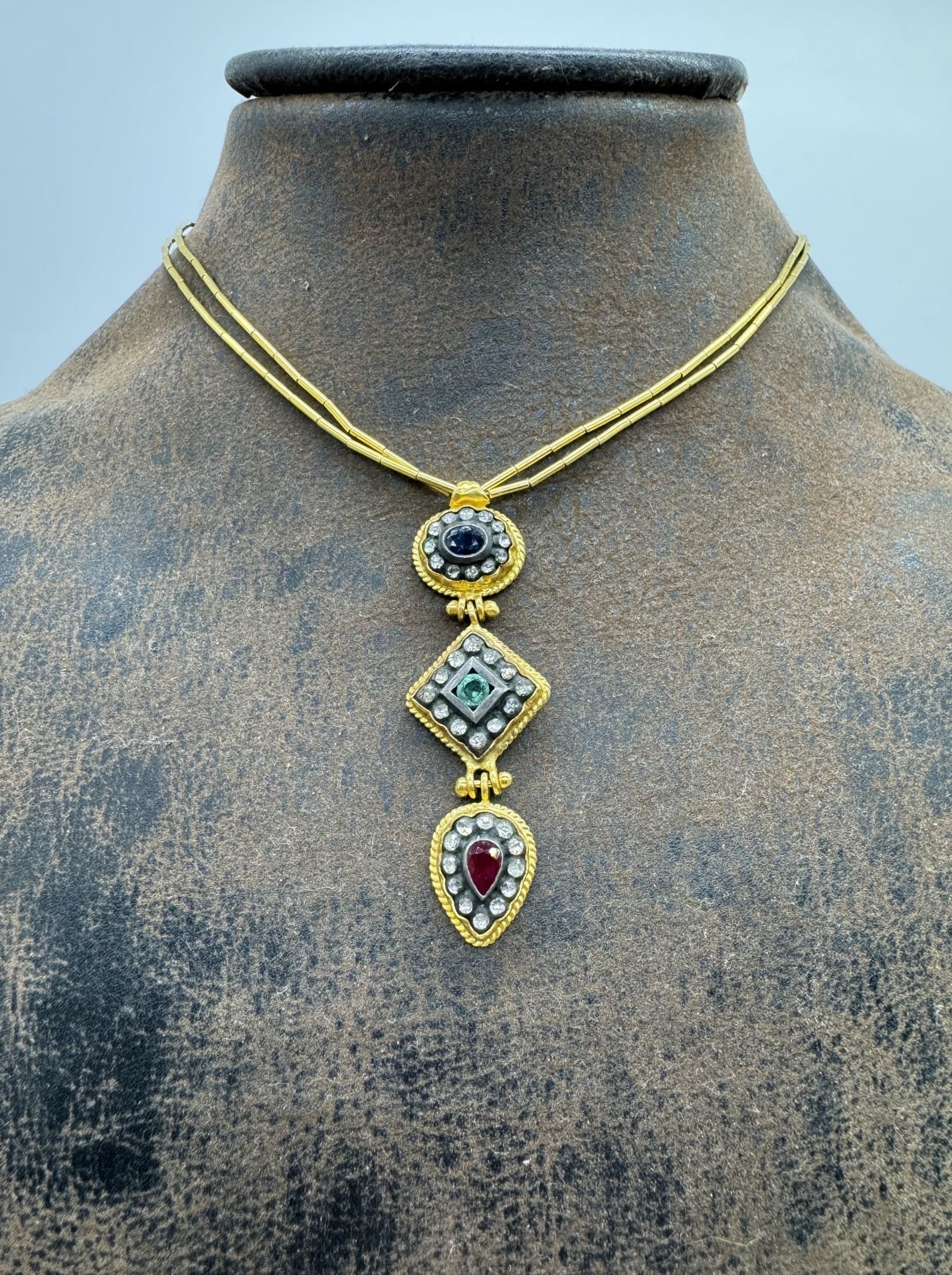 Cecilia Pırlantalı Kolye