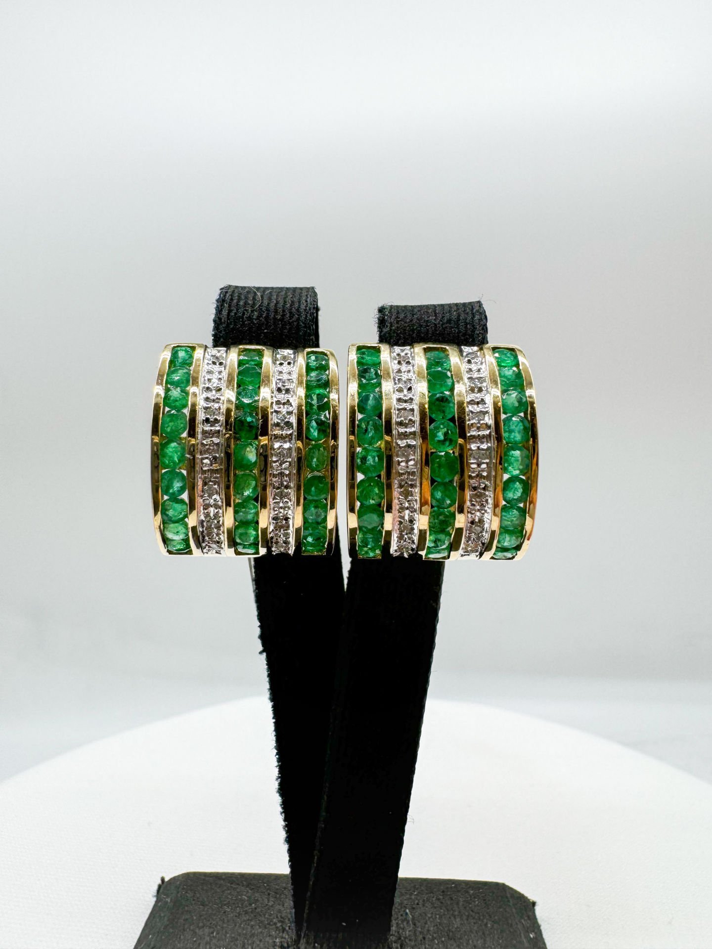 Bree Pırlantalı Zümrüt Küpe