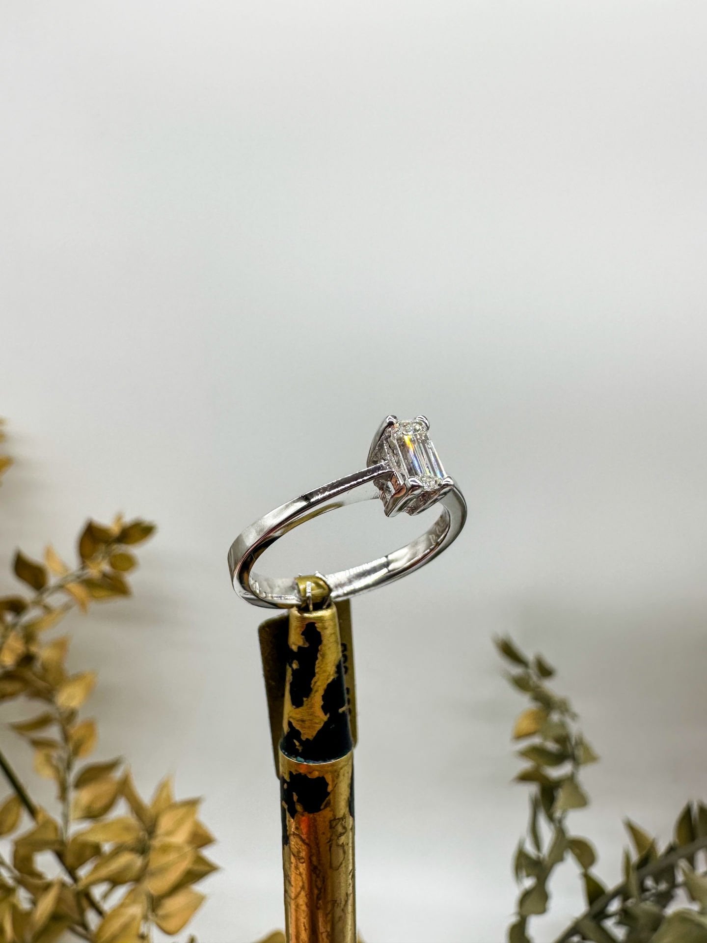 0.39ct Baget Yüzük
