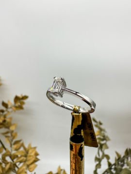 0.39ct Baget Yüzük