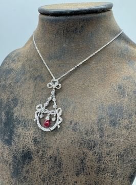 Juliet Pırlantalı Yakut Kolye