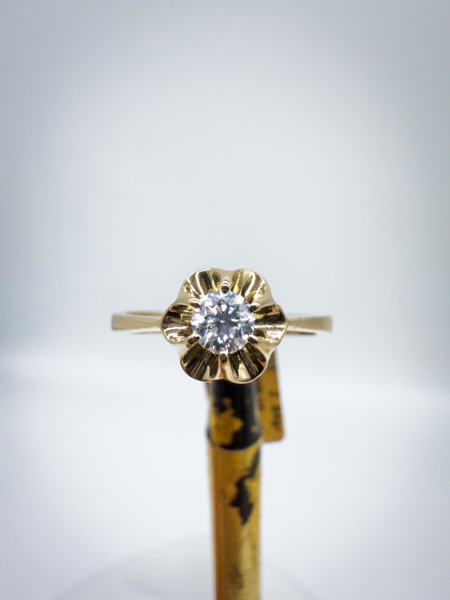 Favo Pırlanta Tektaş Yüzük