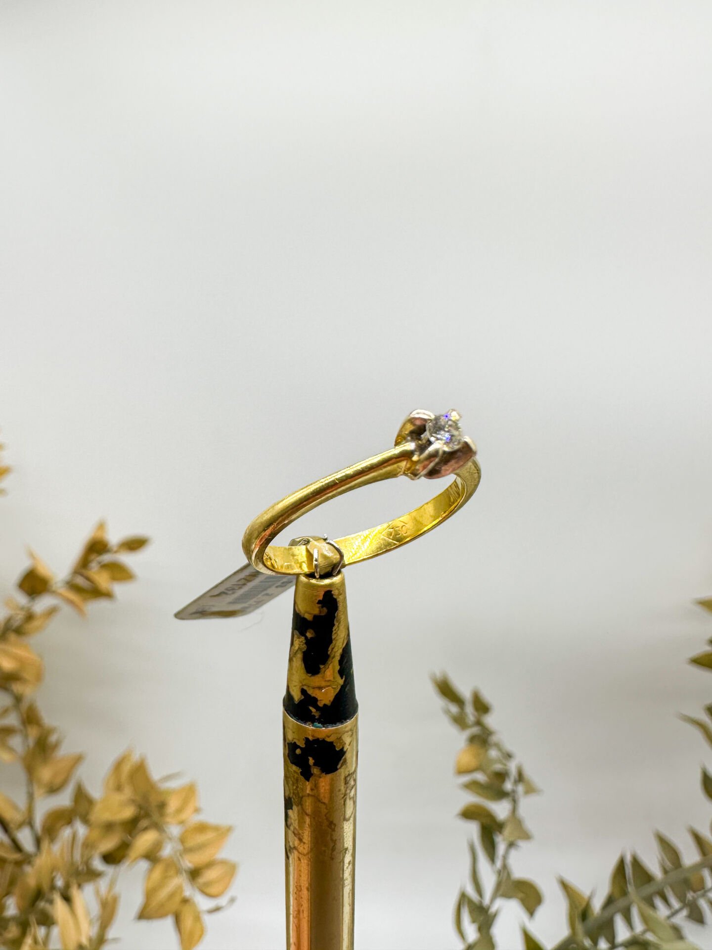 0.08 ct Pırlanta Tektaş Yüzük