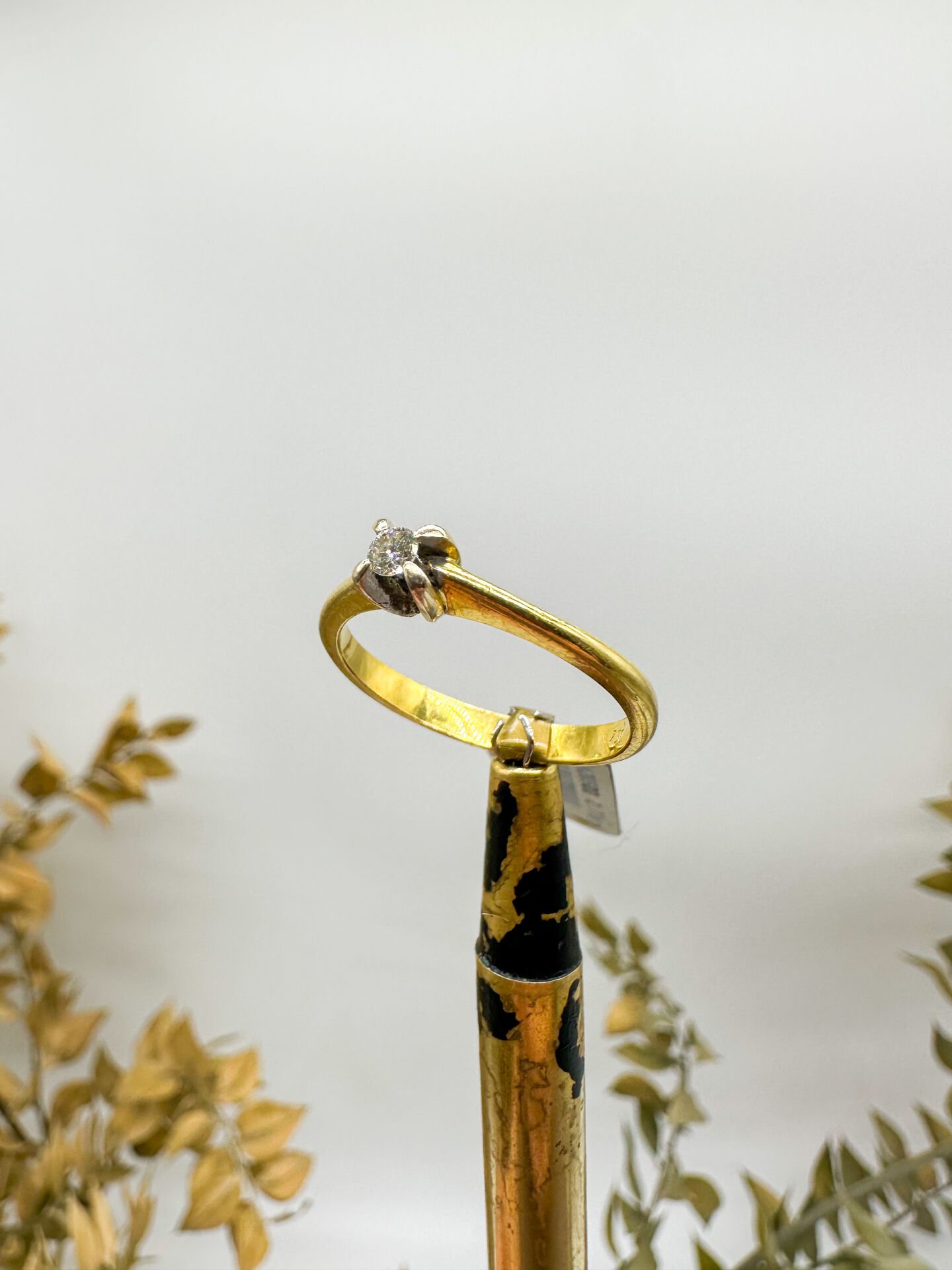 0.08 ct Pırlanta Tektaş Yüzük