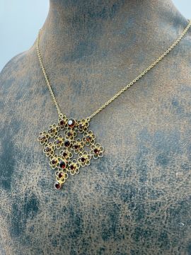 Garnet Kolye