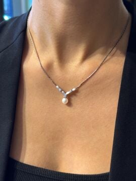 Pırlantalı İnci Kolye