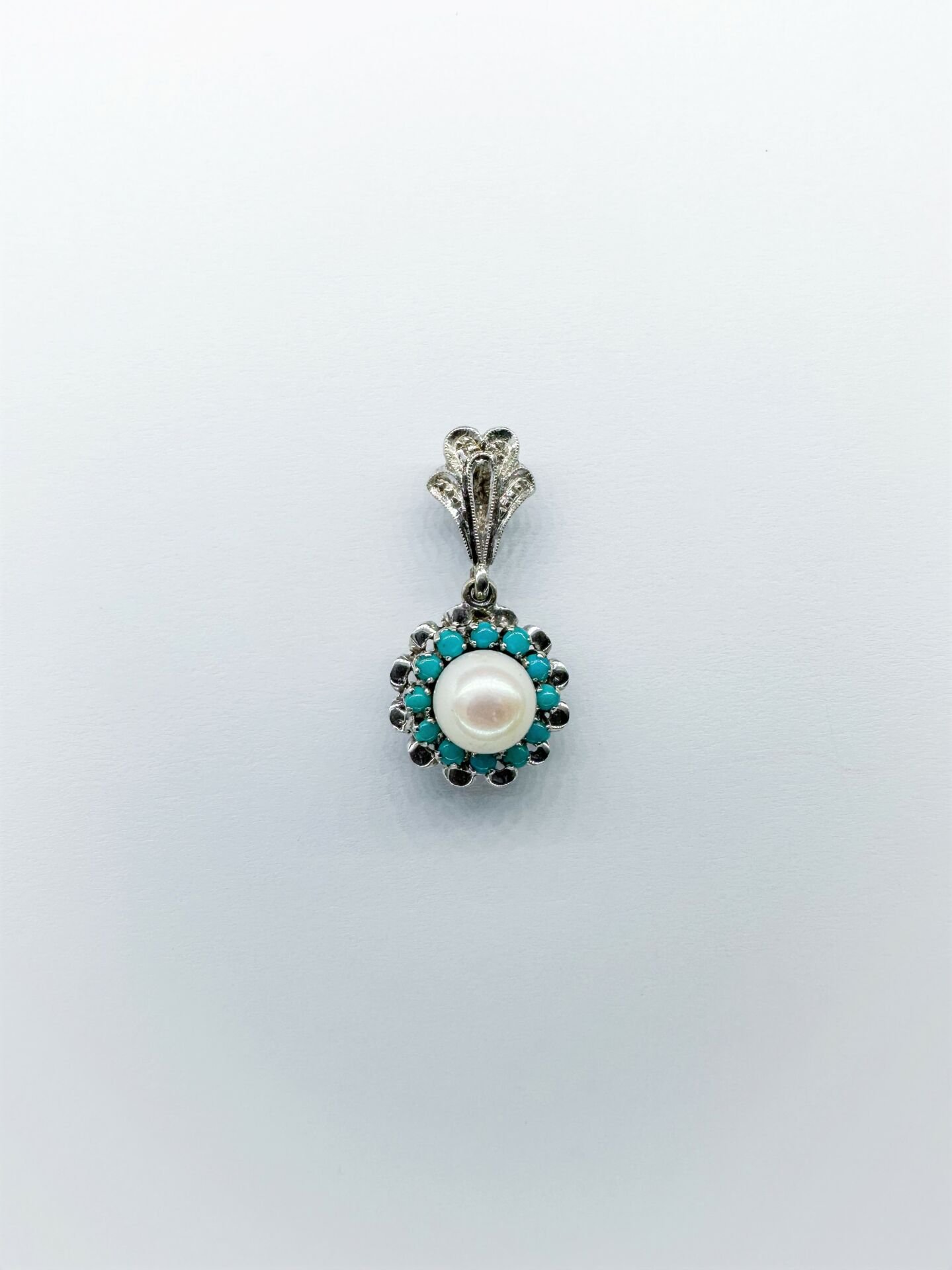 Firuze ve İncili Kolye Ucu