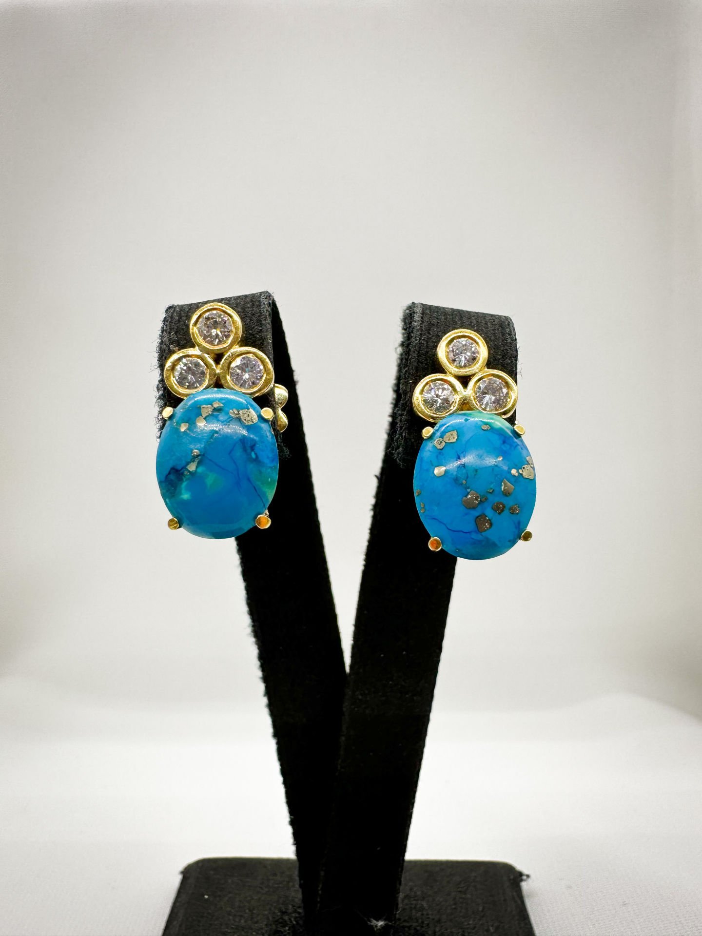 Firuze ve Pırlantalı Küpe