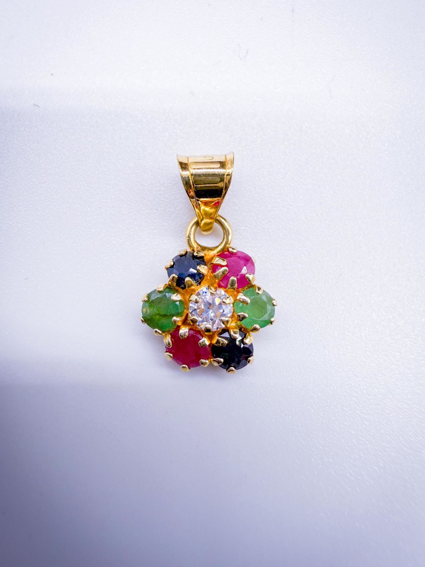 Pırlantalı Mix Safir Kolye Ucu