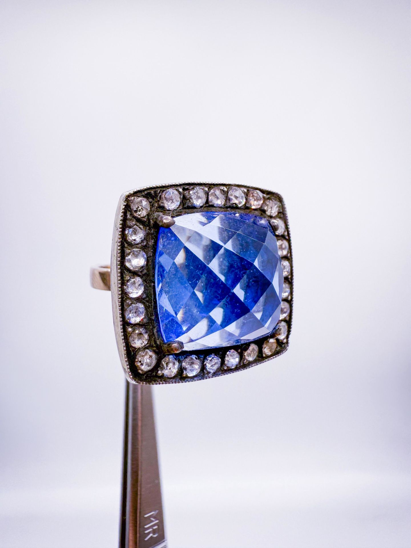 Pırlantalı Tanzanit Yüzük