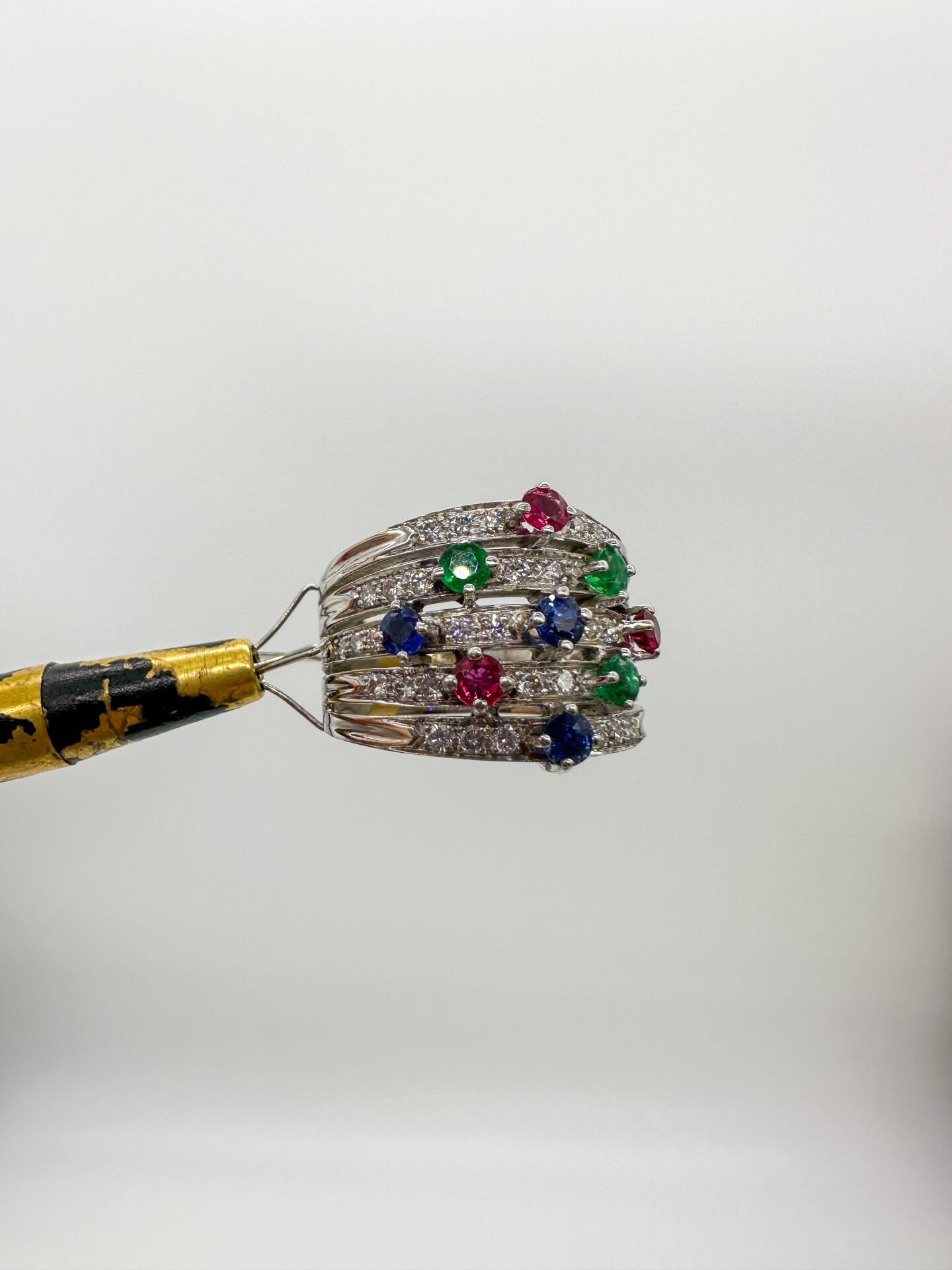 Pırlanta ve Renkli Taş Yüzük