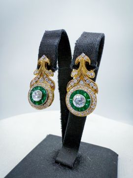 Diana Zümrütlü Elmas Küpe