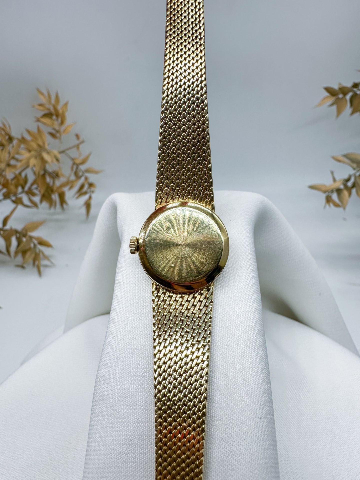 Movado Altın Kol Saat