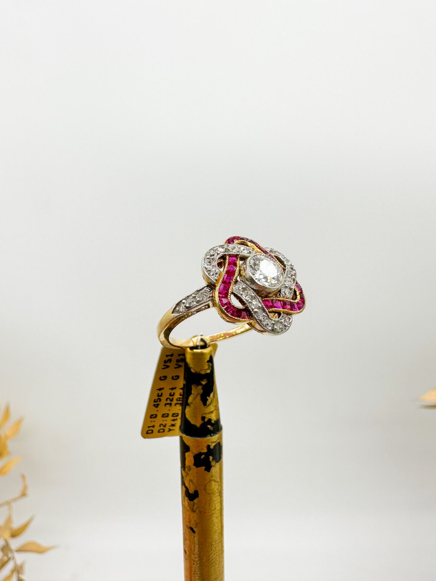 Yakut ve Pırlantalı Yüzük