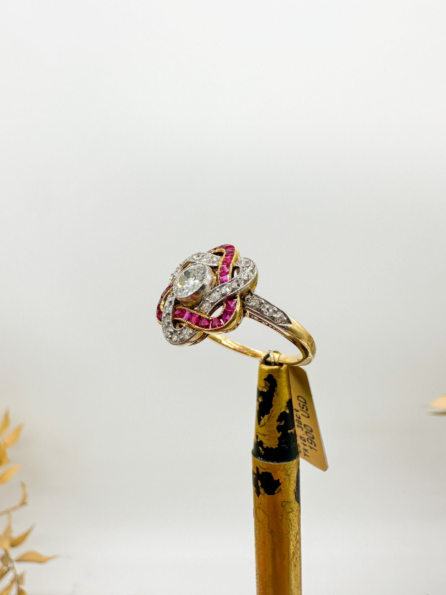 Yakut ve Pırlantalı Yüzük