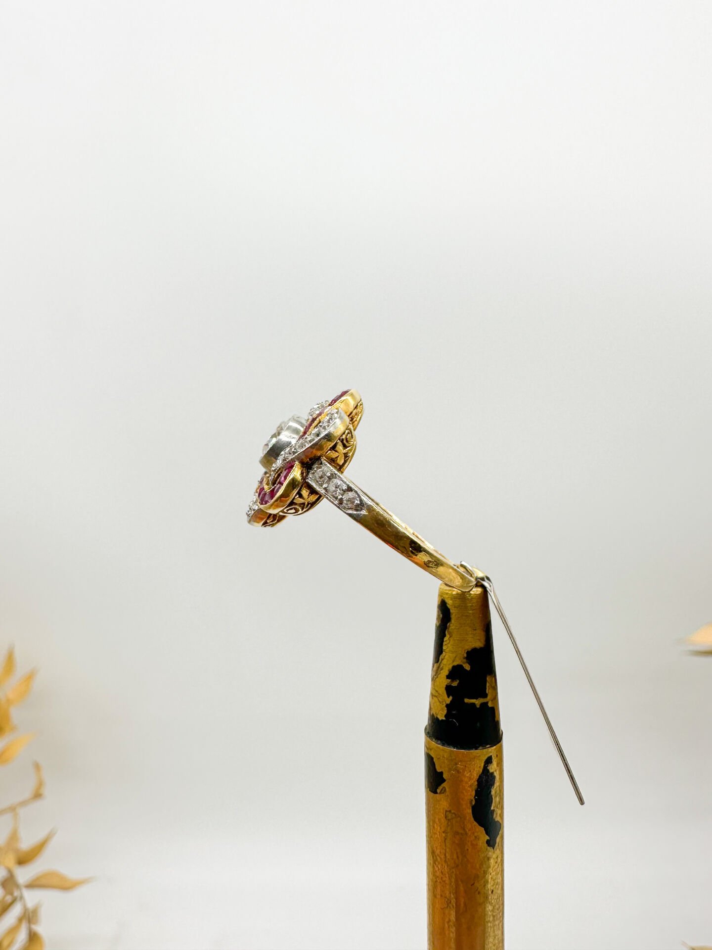 Yakut ve Pırlantalı Yüzük