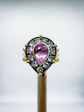 Pırlantalı Pembe Safir Yüzük