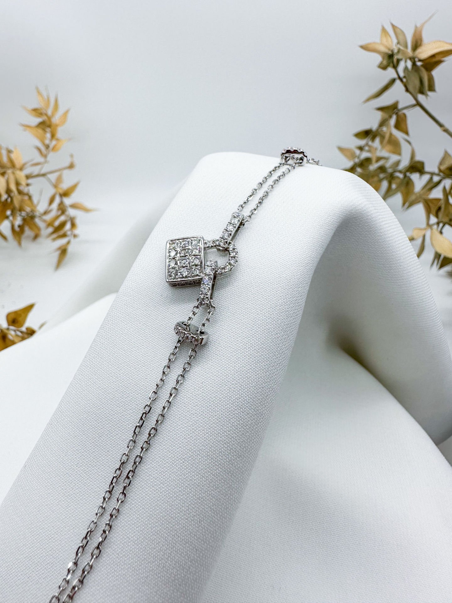 Lock Pırlanta Bileklik